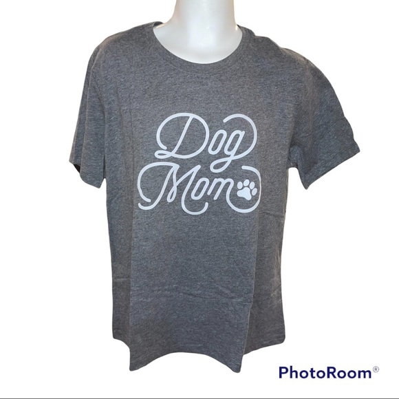 Dog Mom Tee in Grey in medium and large - Picture 2 of 8